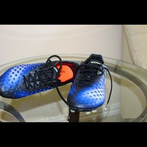 Nike- MAGISTA Cleats